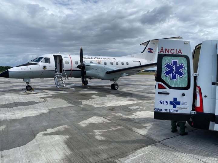 Aeronave C-120 “Brasilia” de la Fuerza Aérea Uruguaya realizó un traslado sanitario desde Brasil a Montevideo.