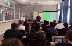 Policía Comunitaria brindó talleres en UTU de Maldonado