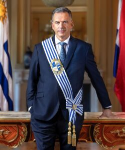 Orsi, en picada: su desaprobación trepó al 48% y cerró abril con saldo negativo