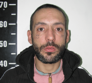 Condenado en Maldonado por robar una cartera con 13 mil pesos del interior de un auto