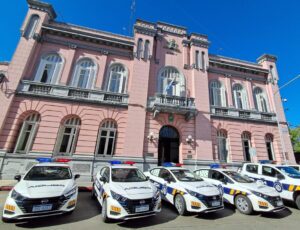 Le salió barato: solo 10 meses por golpear a su pareja, amenazar en Fiscalía y enfrentarse a la Policía